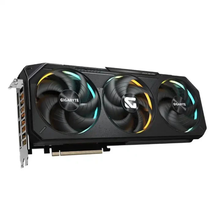 Graficka karta Gigabyte GeForce RTX 5070 GAMING OC  GDDR7 12GB 192bit 3xDP/HDMI - Image 2